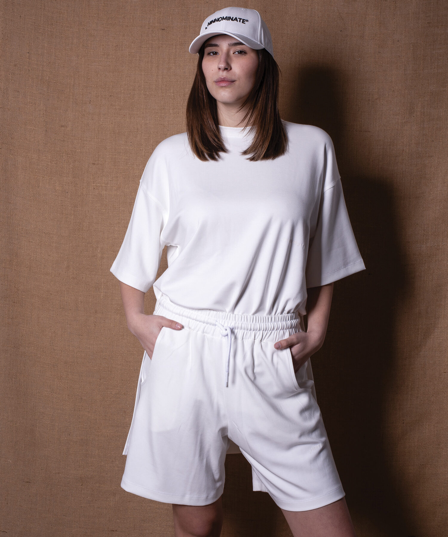 BERMUDA Off White - Hinnominate