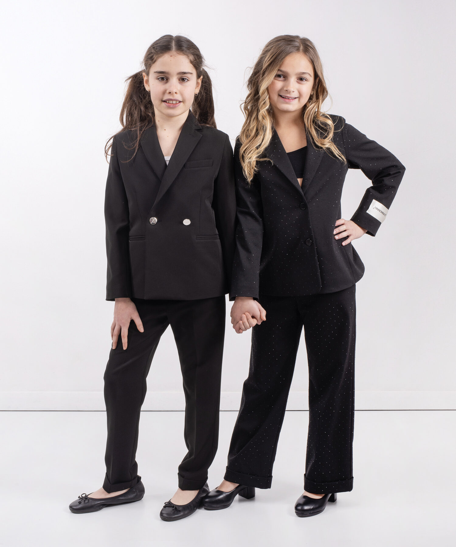 Alternative view of Completo Nero - Hinnominate