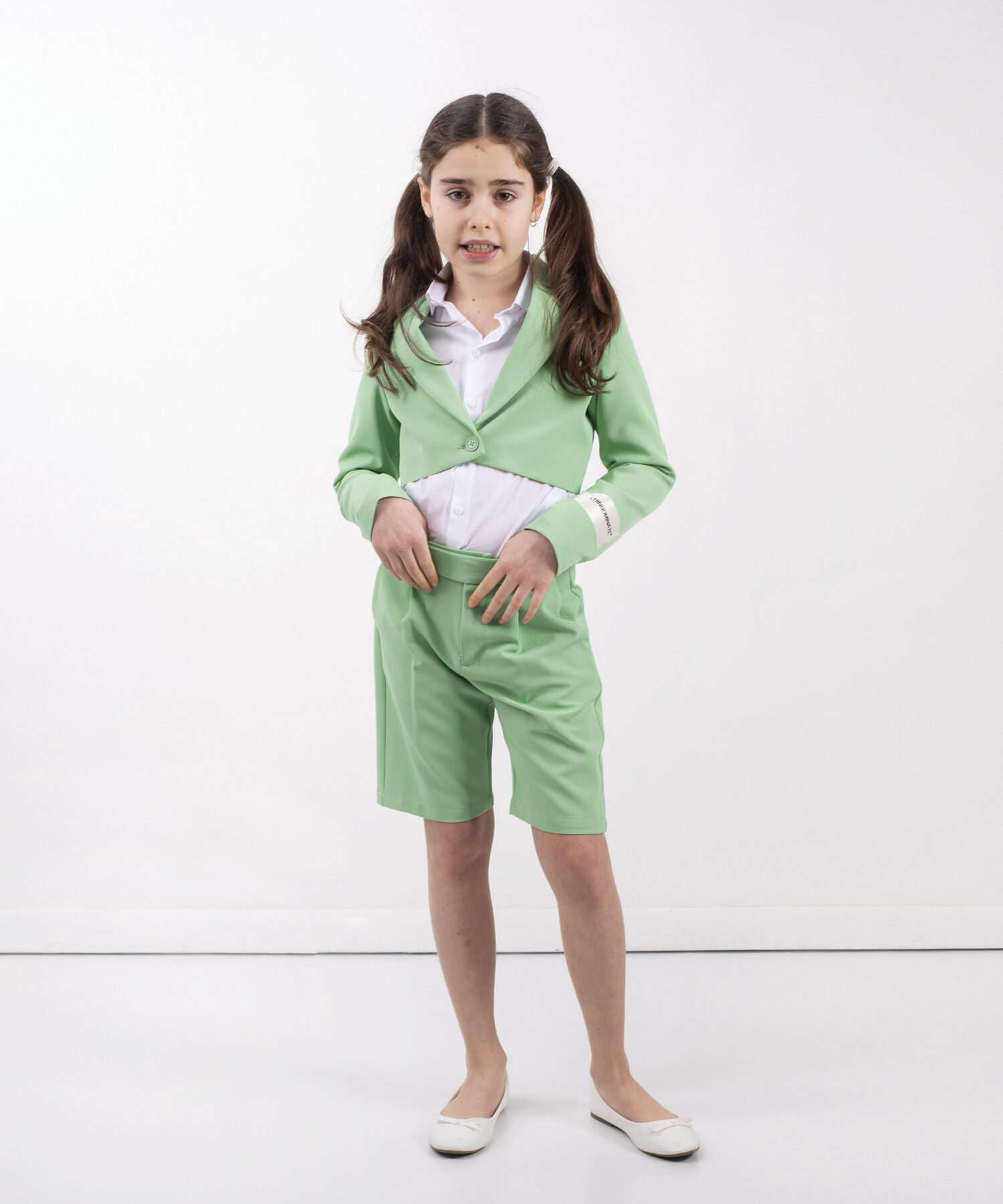 Alternative view of Short Verde Giada - Hinnominate